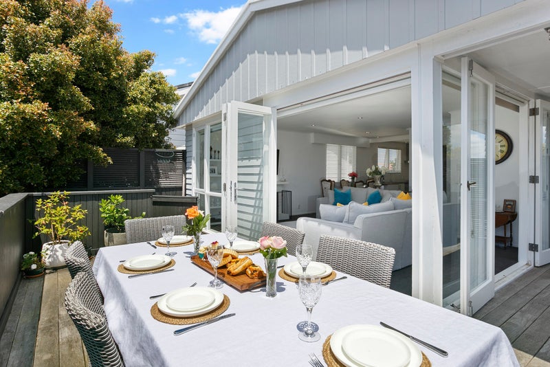 92A Sandspit Road, Shelly Park, Auckland - Carousel 2