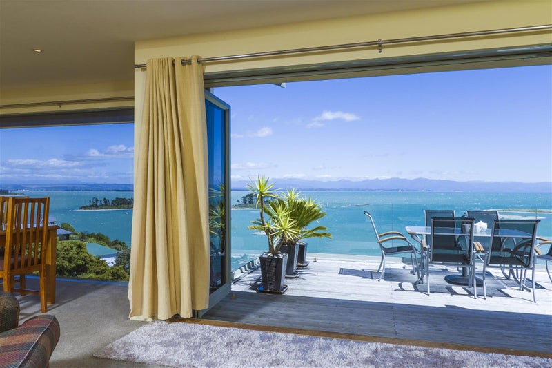 5 Harbour Terrace, Stepneyville, Nelson - Carousel 1