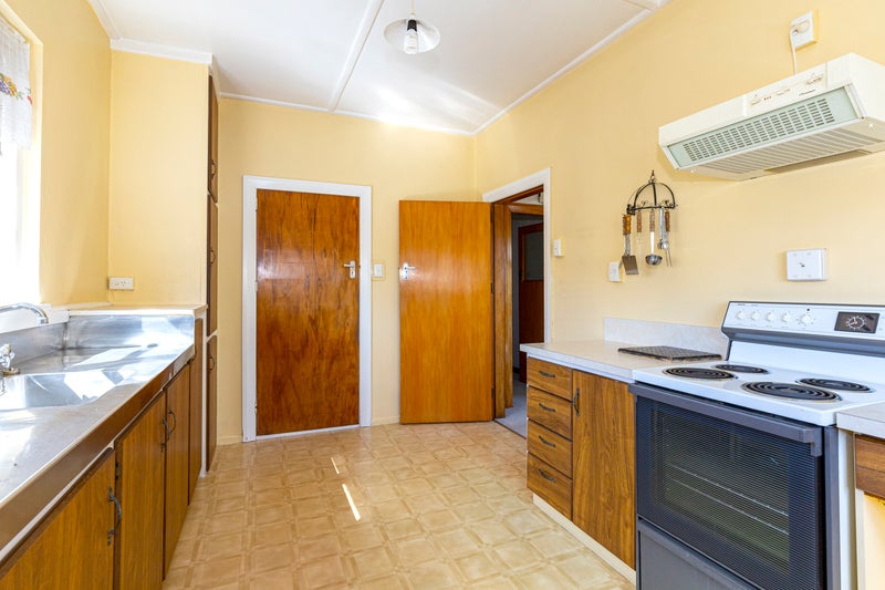 25 Seddon Street, Highfield, Timaru - Carousel 2