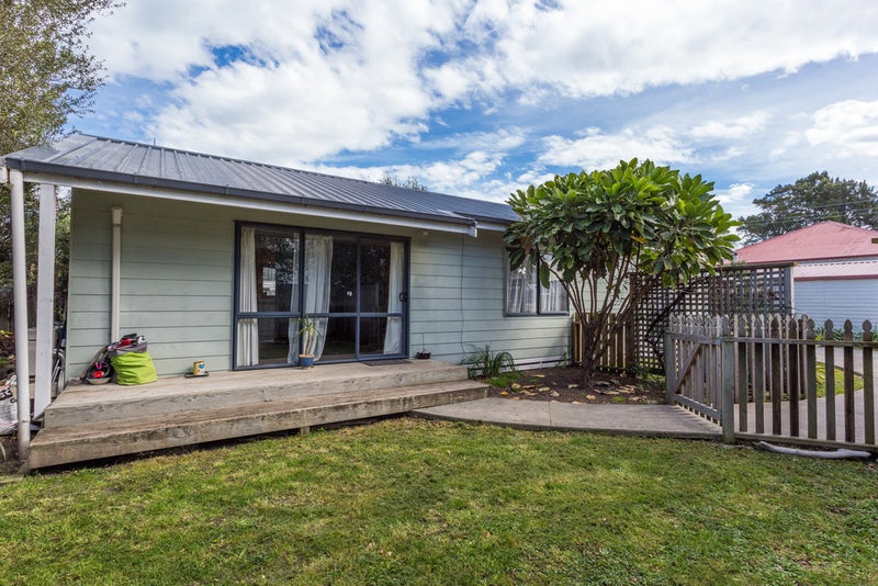 71A De Lautour Road, Inner Kaiti, Gisborne - Carousel 1