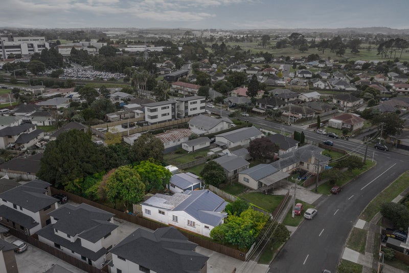 7 Landon Avenue, Mangere East, Auckland - Carousel 2