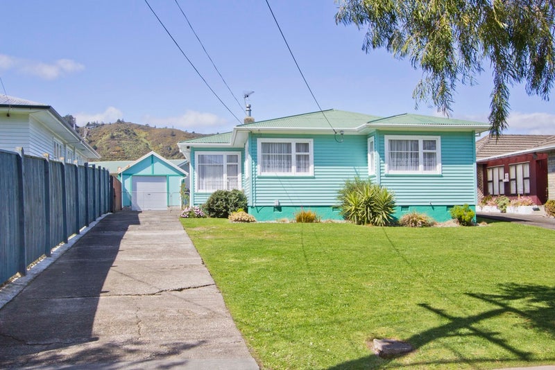 256 Taita Drive, Taita, Lower Hutt - Carousel 1