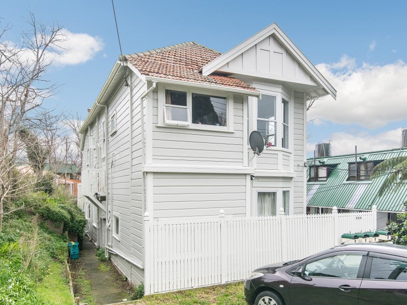 122 Coromandel Street, Newtown, Wellington - Carousel 1
