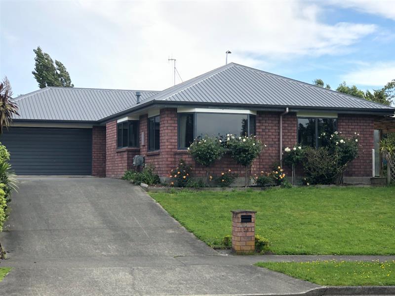 26 Greenwood Place, Fitzherbert, Palmerston North - Carousel 1