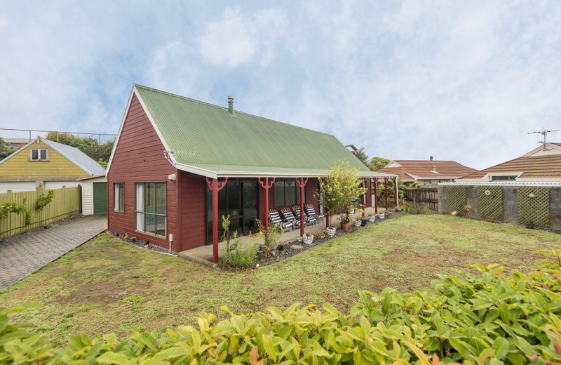 4 Tresillian Avenue, Marybank, Nelson - Carousel 1