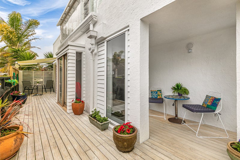 5/3 Tagalad Road, Mission Bay, Auckland - Carousel 2