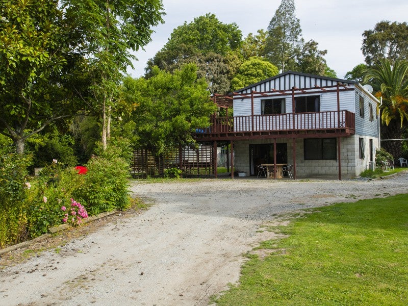 6 Helyer Street, Ormond, Gisborne - Carousel 2