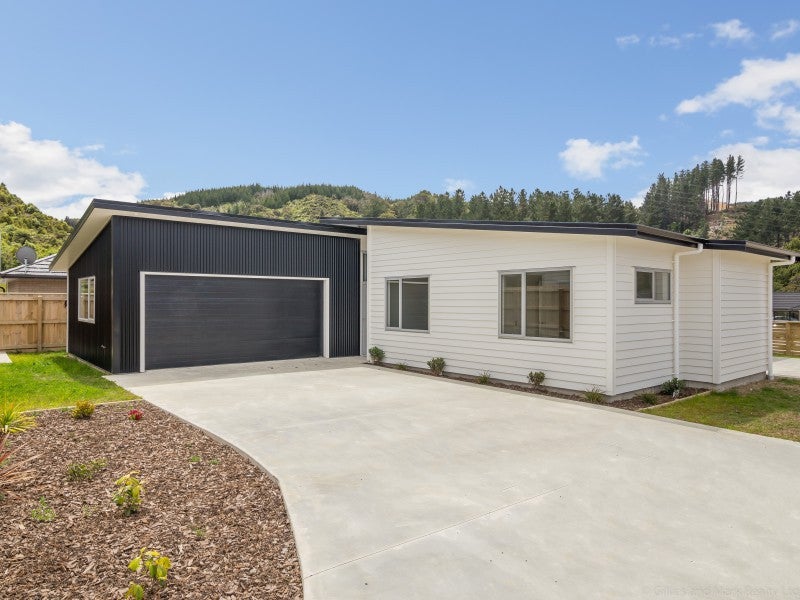 75 Riverstone Drive, Riverstone Terraces, Upper Hutt - Carousel 1