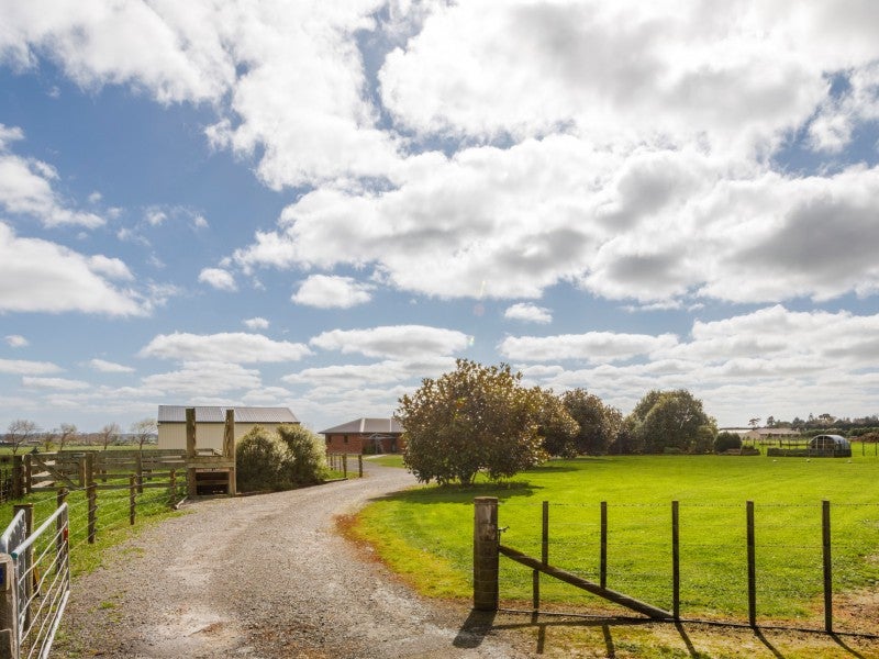 689 Makerua Road, Tokomaru, Palmerston North - Carousel 2