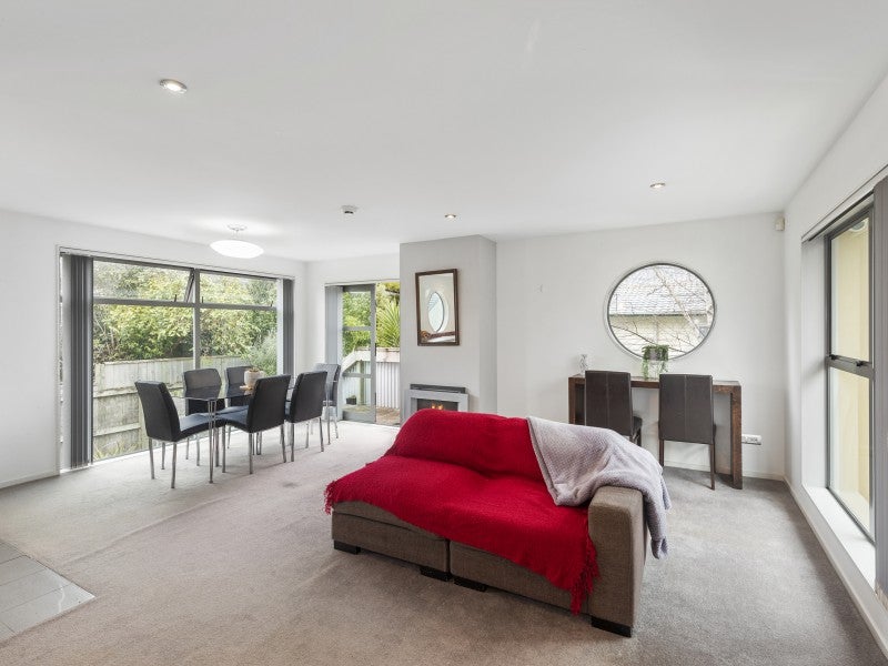 4A/10 Park Avenue, Epuni, Lower Hutt - Carousel 2