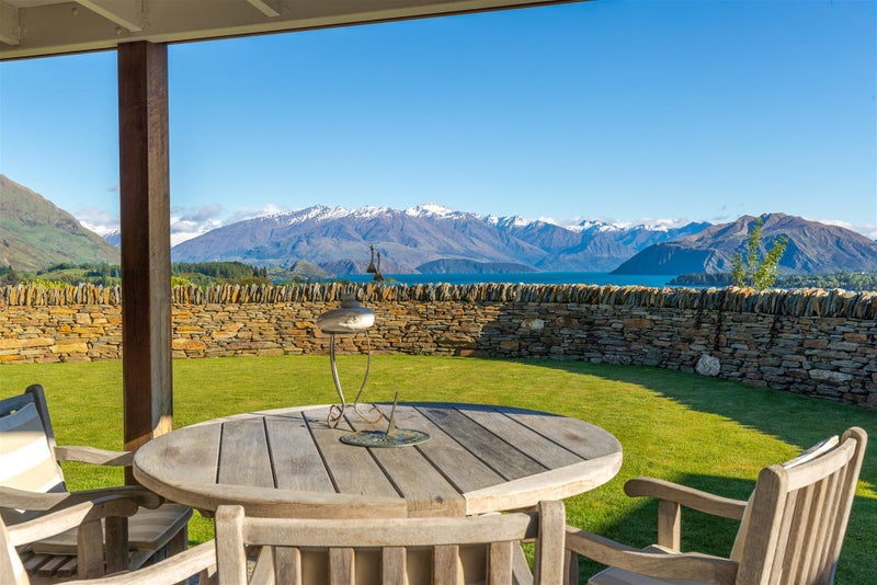 76 West Meadows Drive, Wanaka - Carousel 1