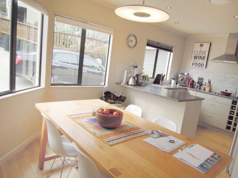 2/131 Browns Bay Road, Browns Bay, Auckland - Carousel 2