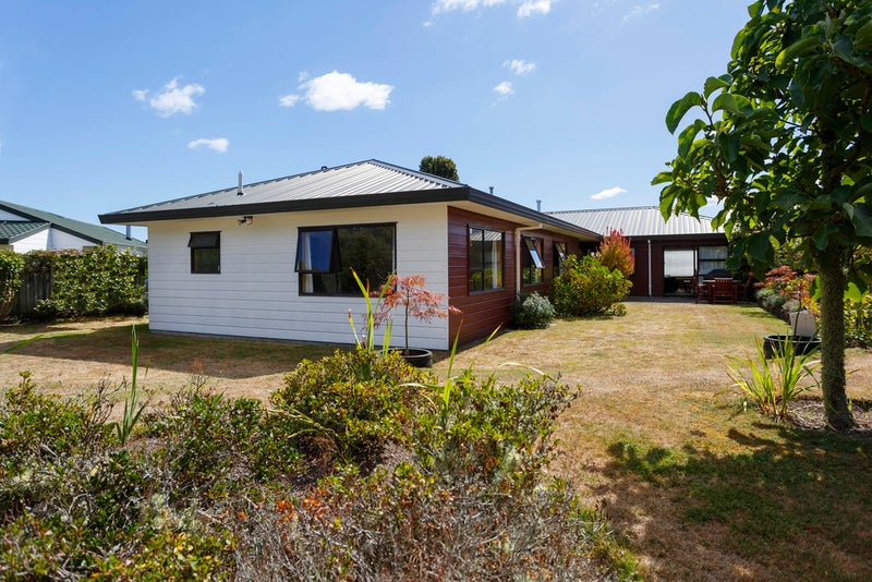 8 Astelia Way, Waipahihi, Taupo - Carousel 1