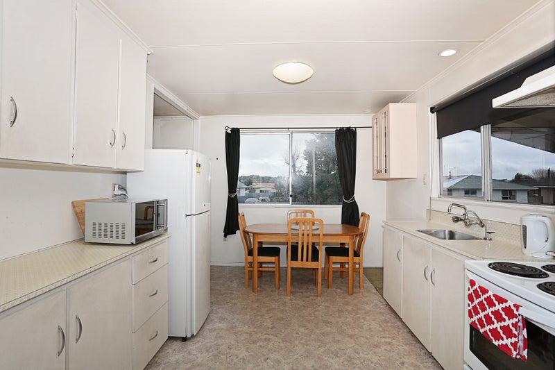 64 Lauder Crescent, Heidelberg, Invercargill - Carousel 2