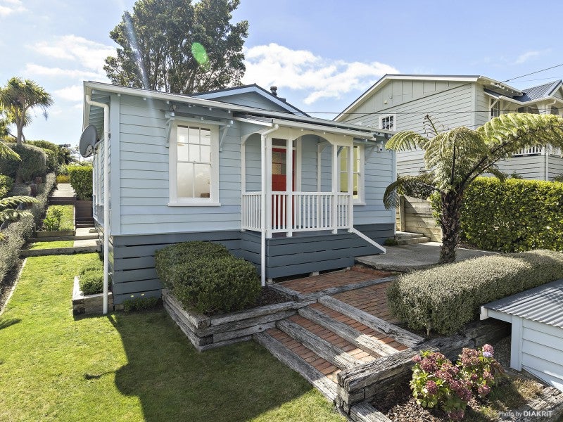 49 Tarikaka Street, Ngaio, Wellington - Carousel 1