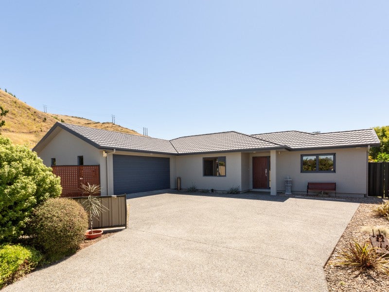 9 Chenin Place, Greenmeadows, Napier - Carousel 1