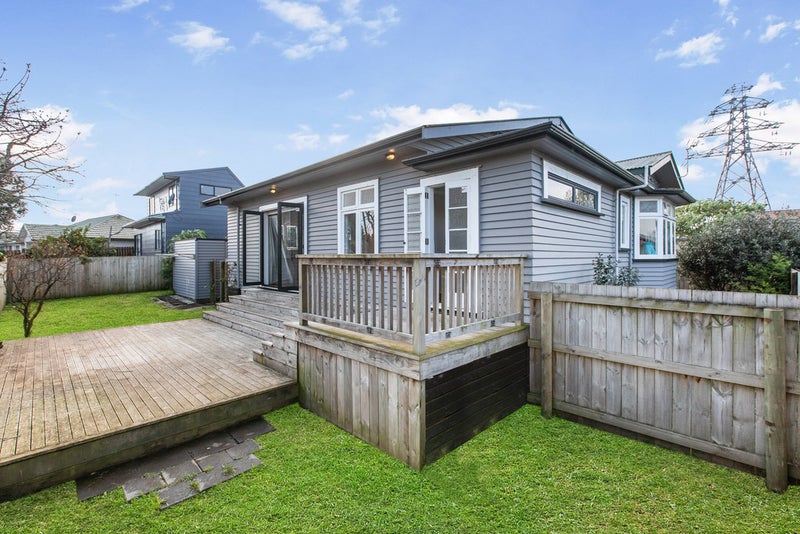 1/19 Ferguson Street, Mangere East, Auckland - Carousel 1