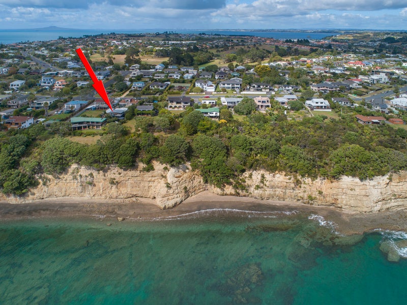 112A Pacific Parade, Army Bay, Whangaparaoa - Carousel 1
