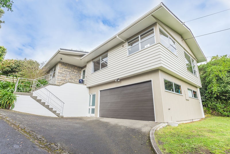 6B Bristow Street, Saint Johns Hill, Whanganui - Carousel 1