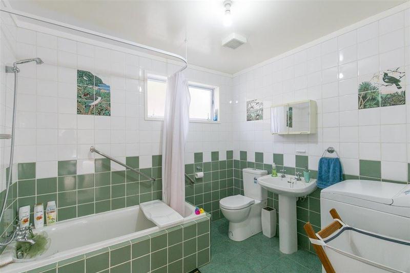 6 Bladon Terrace, Ngaio, Wellington - Carousel 8