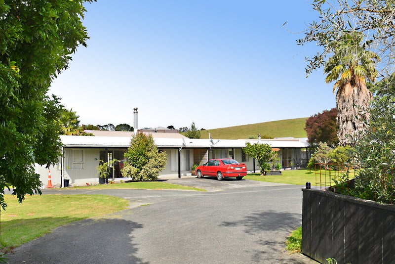 61 Matakana Valley Road, Warkworth - Carousel 1