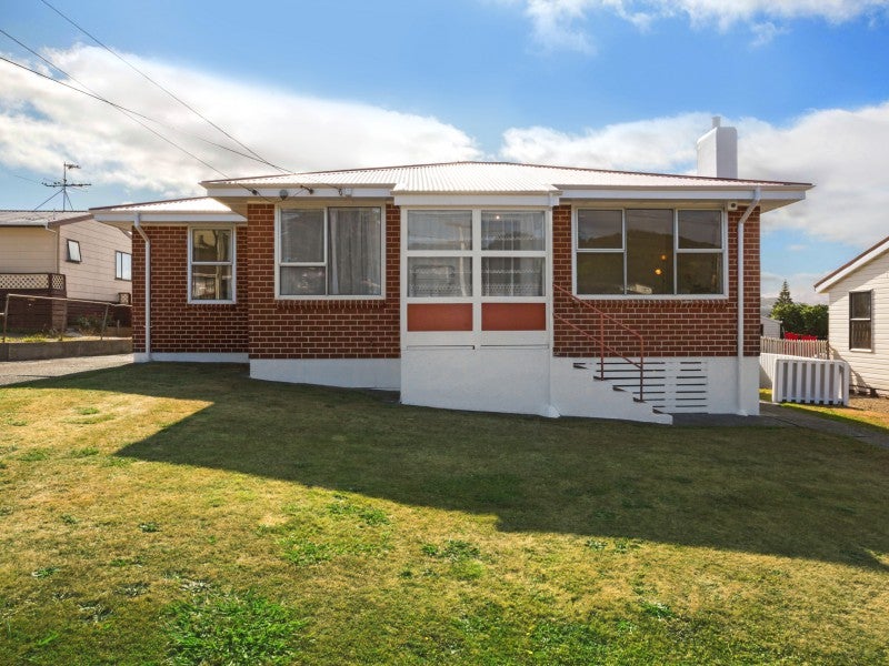 45 Piko Street, Titahi Bay, Porirua - Carousel 1