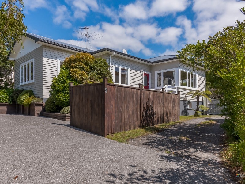 1/9 Bermer Road, Belmont, Lower Hutt - Carousel 19