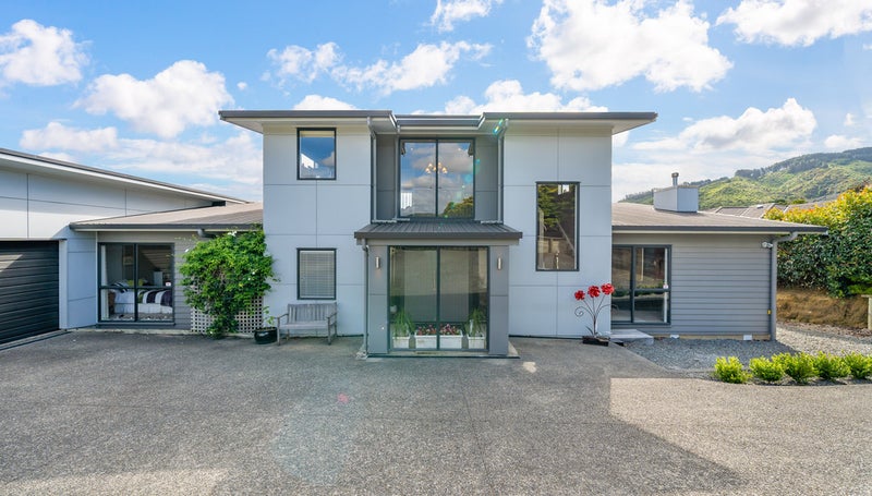 19 Swain Grove, Riverstone Terraces, Upper Hutt - Carousel 1