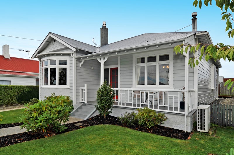 41 Mornington Road, Balaclava, Dunedin - Carousel 1