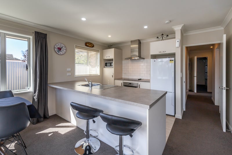 91C Neill Street, Hornby, Christchurch - Carousel 2