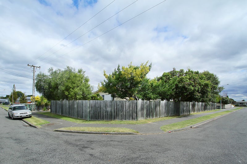 49 Oldham Avenue, Onekawa, Napier - Carousel 13