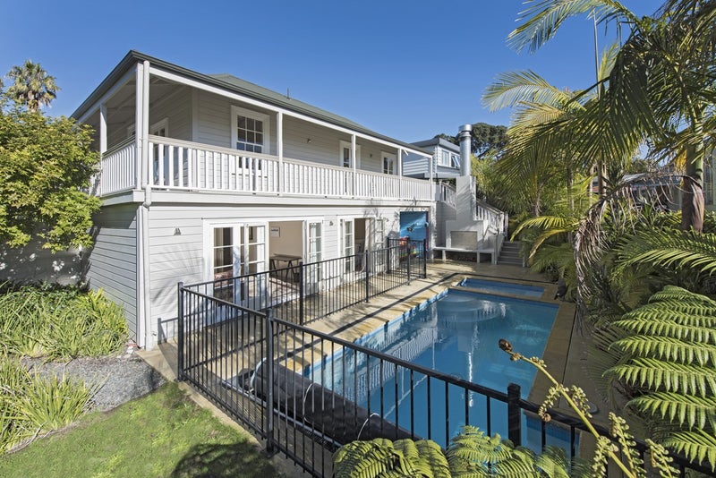 30A Clifton Road, Herne Bay, Auckland - Carousel 1