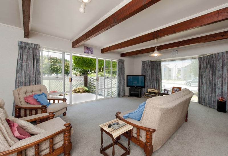 363A Memorial Avenue, Burnside, Christchurch - Carousel 2