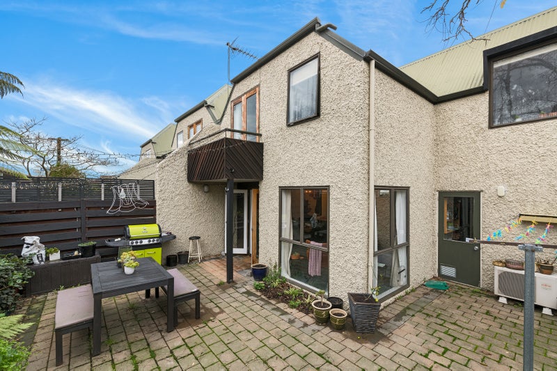 3/11 Bristol Street, St Albans, Christchurch - Carousel 12