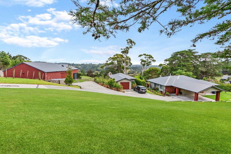 68 Coulter Road, Henderson Valley, Auckland - Carousel 1