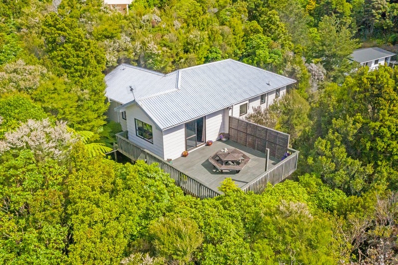 5 Haven Grove, Naenae, Lower Hutt - Carousel 1