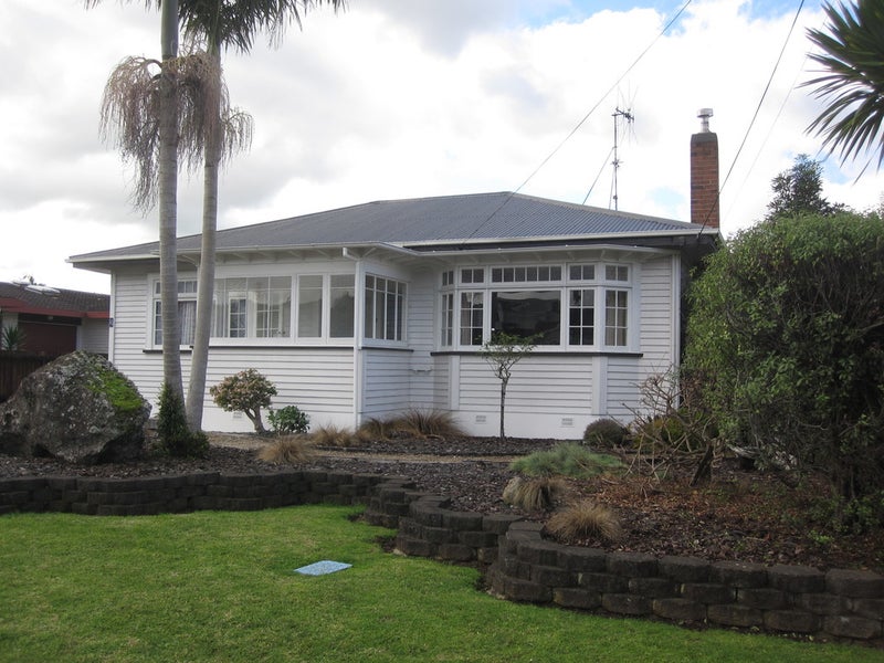 16 Wallace Street, Regent, Whangarei - Carousel 1