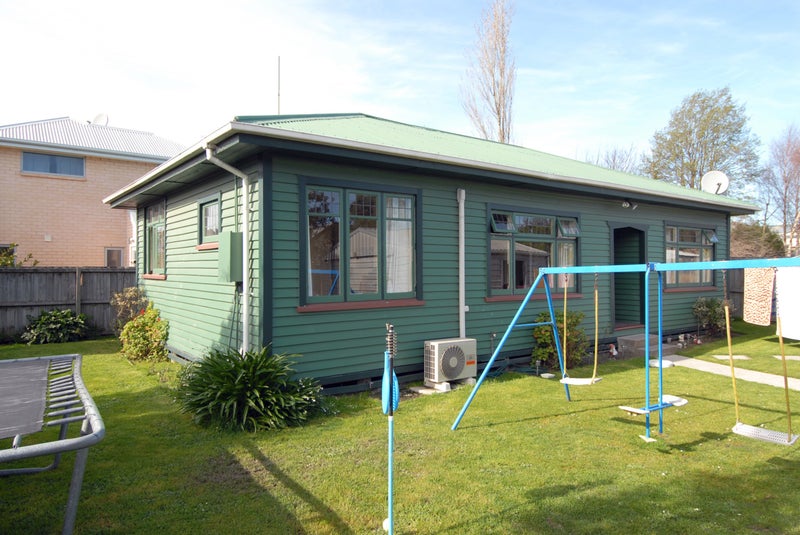 2/30 Barbour Street, Waltham, Christchurch - Carousel 2
