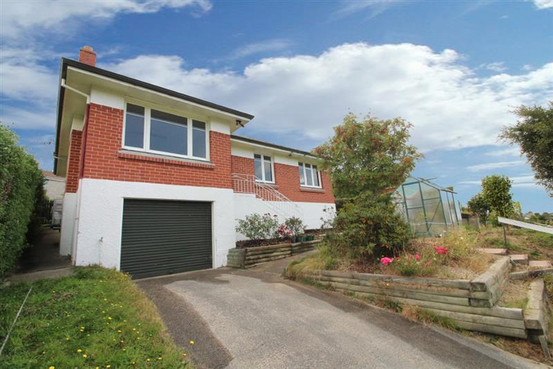 82 Hillary Street, Liberton, Dunedin - Carousel 1