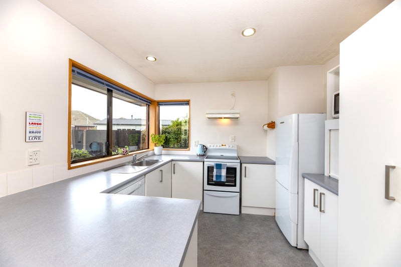 23A Mappleton Avenue, Burnside, Christchurch - Carousel 2