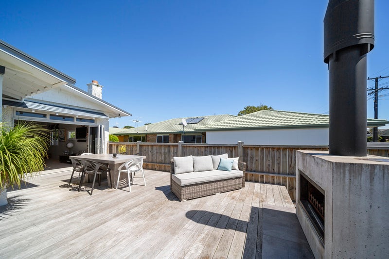 5 Dorset Avenue, Westown, New Plymouth - Carousel 2