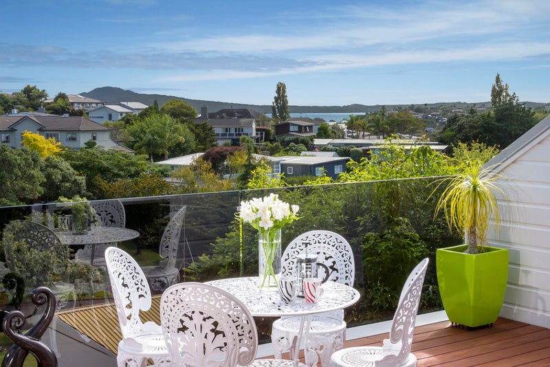 21A Southern Cross Road, Kohimarama, Auckland - Carousel 1