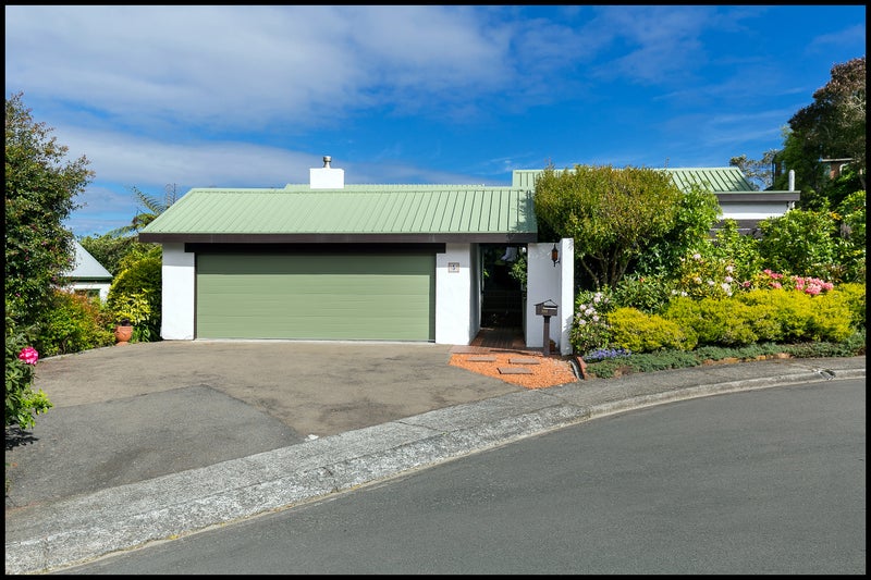 5 Malda Grove, Khandallah, Wellington - Carousel 1