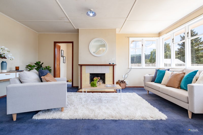 15 Ngata Grove, Trentham, Upper Hutt - Carousel 2