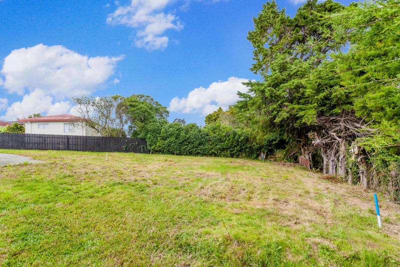 34B Toru Street, Te Atatu Peninsula, Auckland - Carousel 1