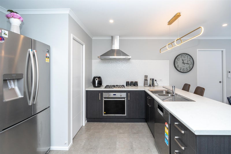 3/10 Greta Street, Glenview, Hamilton - Carousel 2