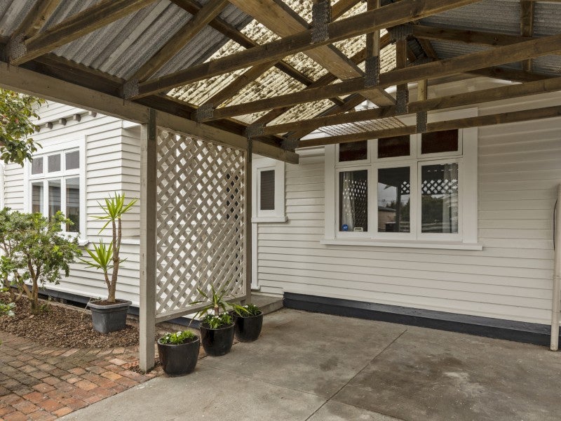 18 Jessie Street, Petone, Lower Hutt - Carousel 17