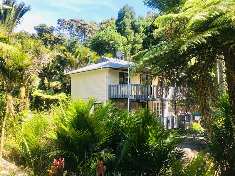 24 Western Road, Laingholm, Auckland - Carousel 1