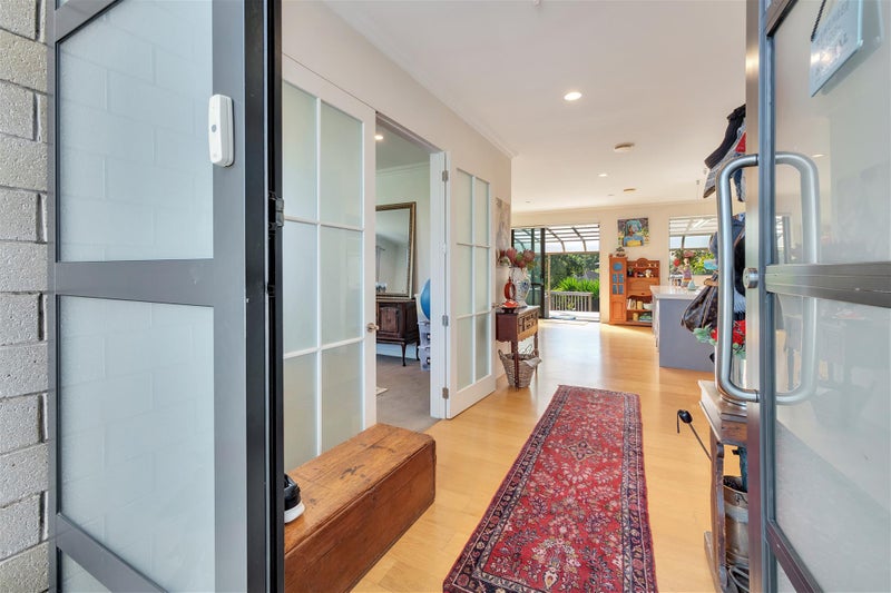 2 Viridian Lane, Greenhithe, Auckland - Carousel 2