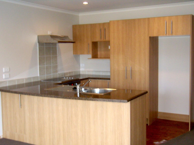 6B Jones Crescent, Melville, Hamilton - Carousel 2